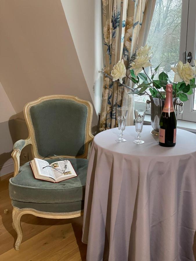 Domaine De L'Orangerie Du Chateau De Motteville Chambres D'Hotes Екстериор снимка